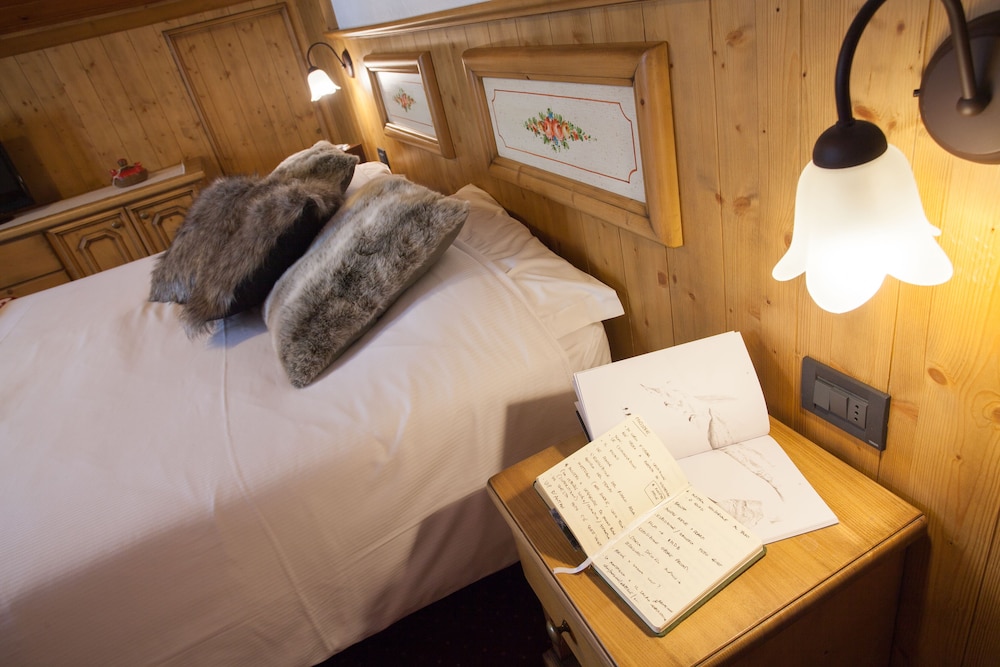 La Vallee Blanche Hotel 48/69