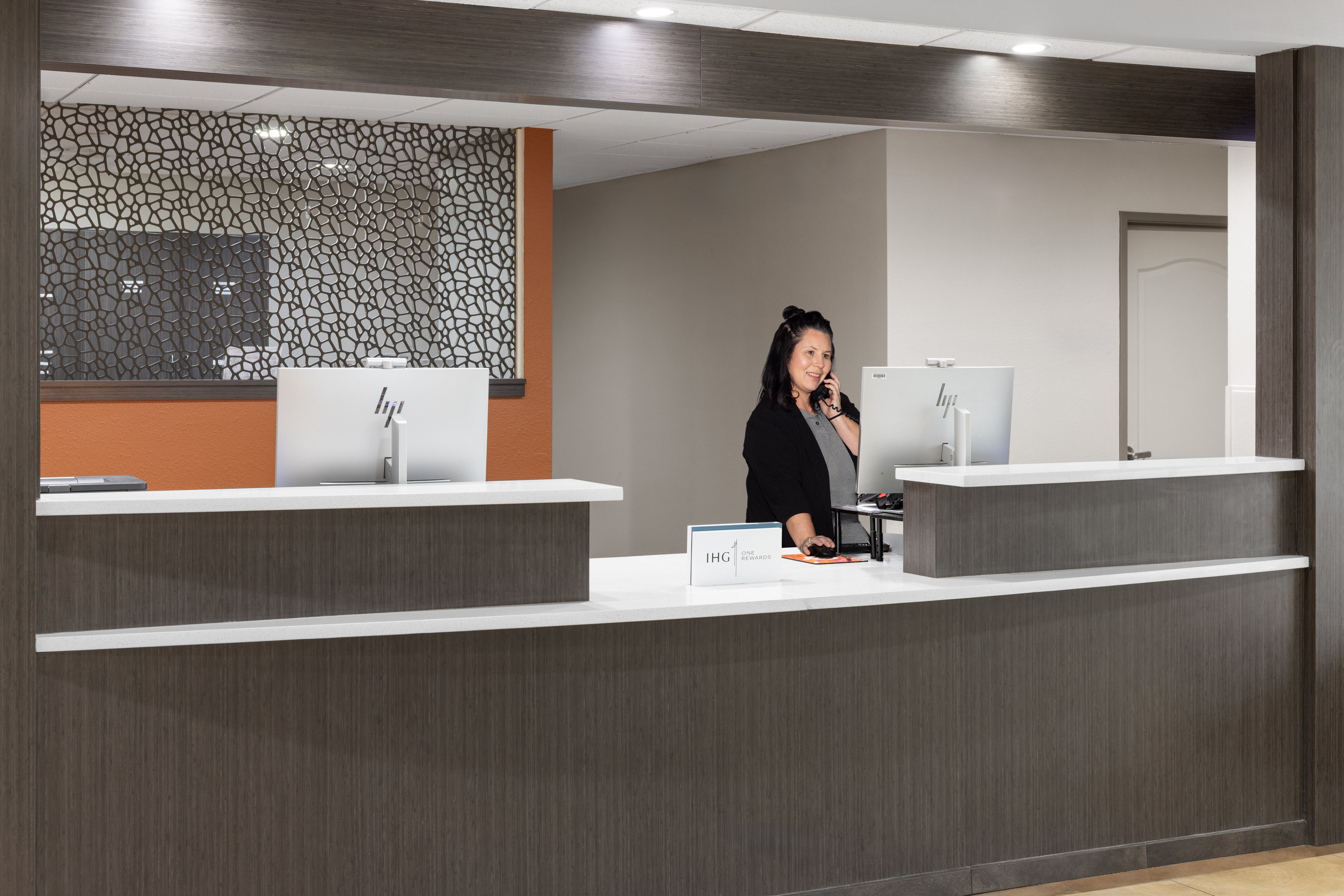 Candlewood Suites Oak Grove - Fort Campbell 12/65