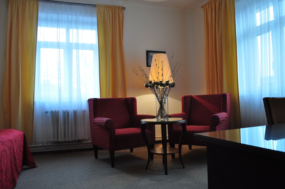 Hotel Svornost 42/72