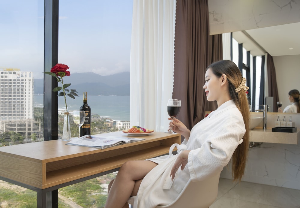 Kova Diamond Hotel Da Nang 45/62