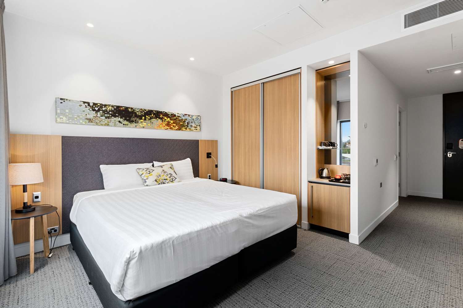 Quality Hotel Rules Club Wagga 4/17