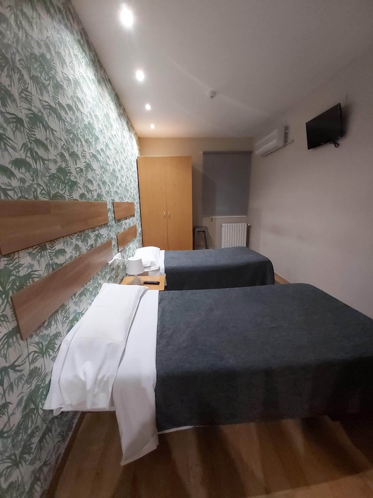 Hotel 139 36/63