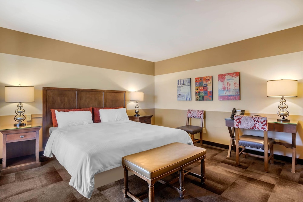 Carlton Oaks Lodge, Ascend Hotel Collection 30/71