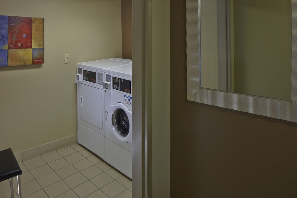 Courtyard By Marriott Orlando East/Ucf Area 18/50