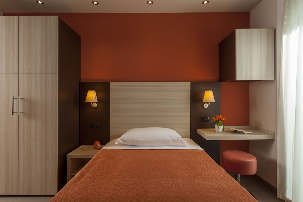 Hotel Aurora Mare 15/40