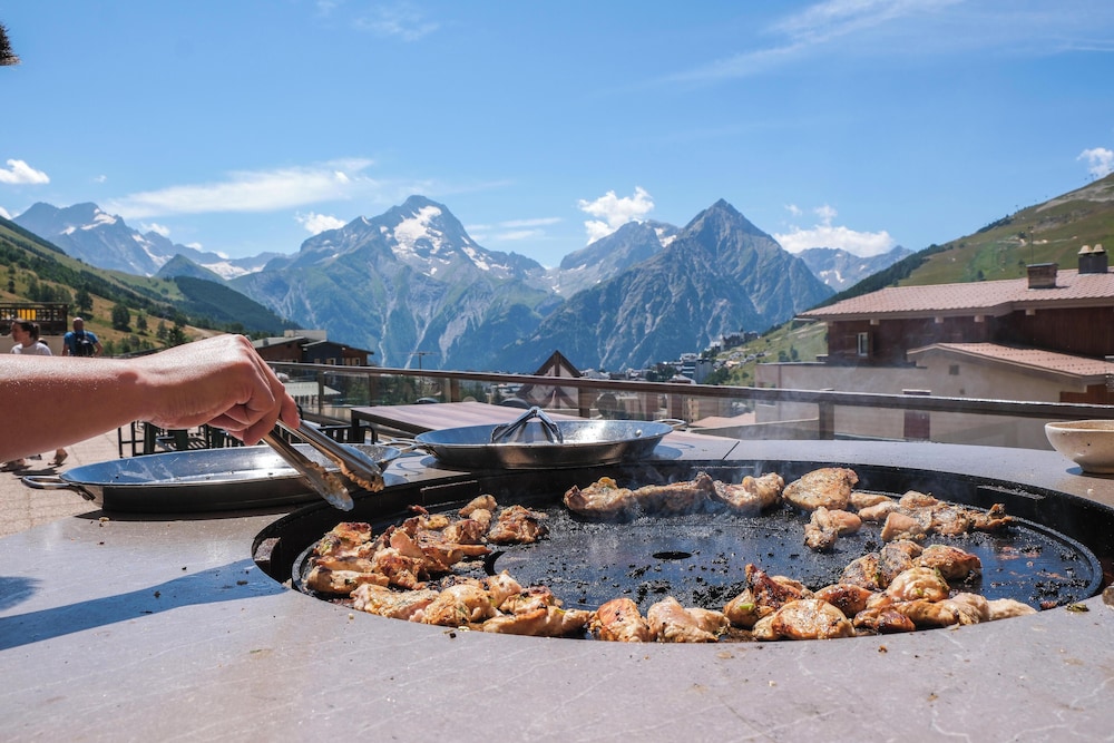 Mercure Les Deux Alpes 1800 48/53