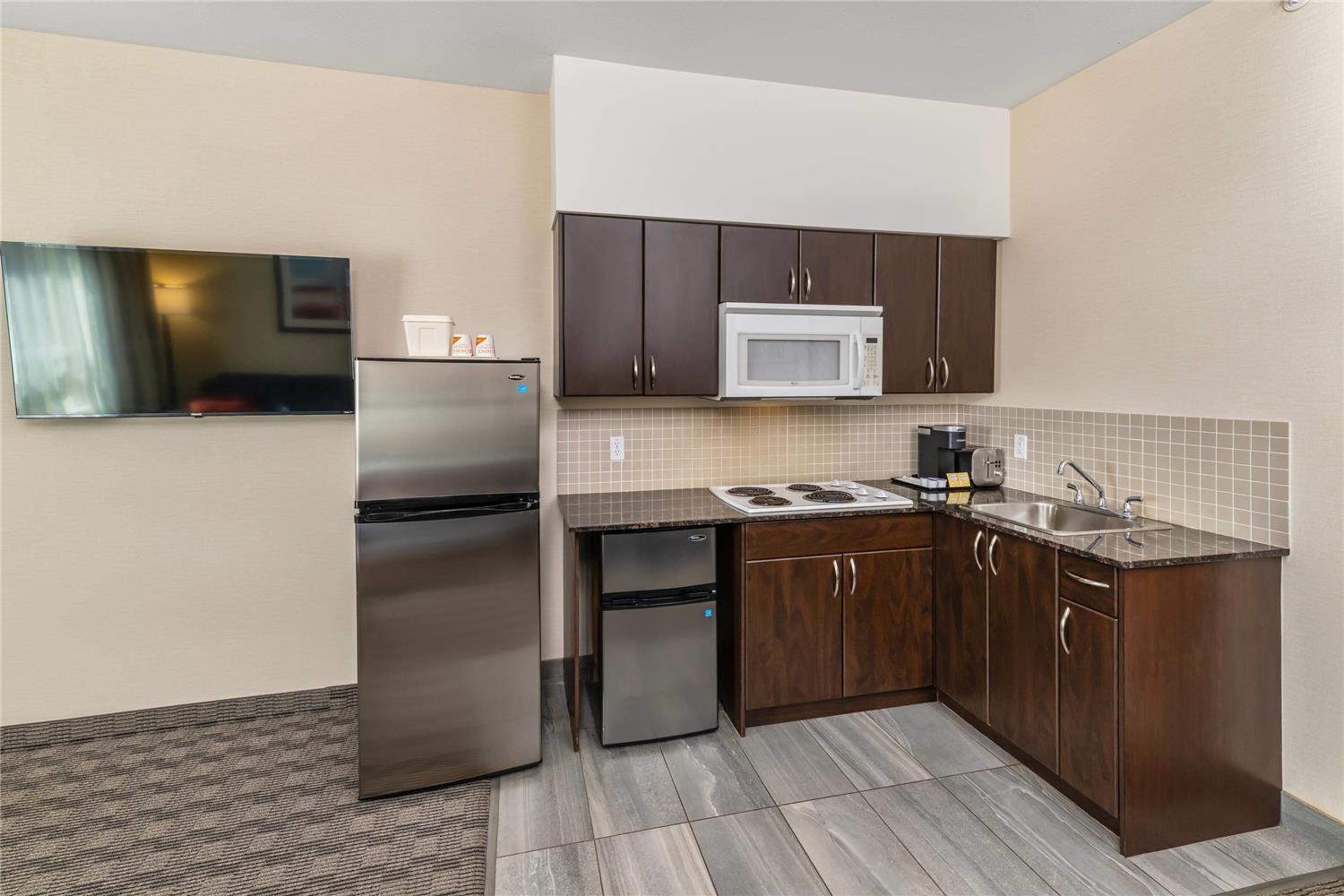 Comfort Inn Dawson Creek, BC 14/16