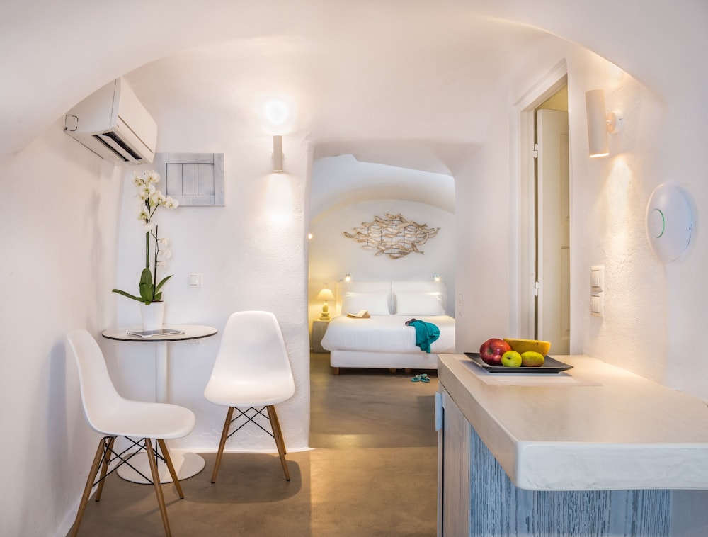 On The Rocks Santorini - Adults only 48/67