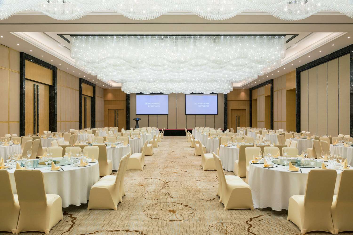 Wyndham Yuelai 25/32