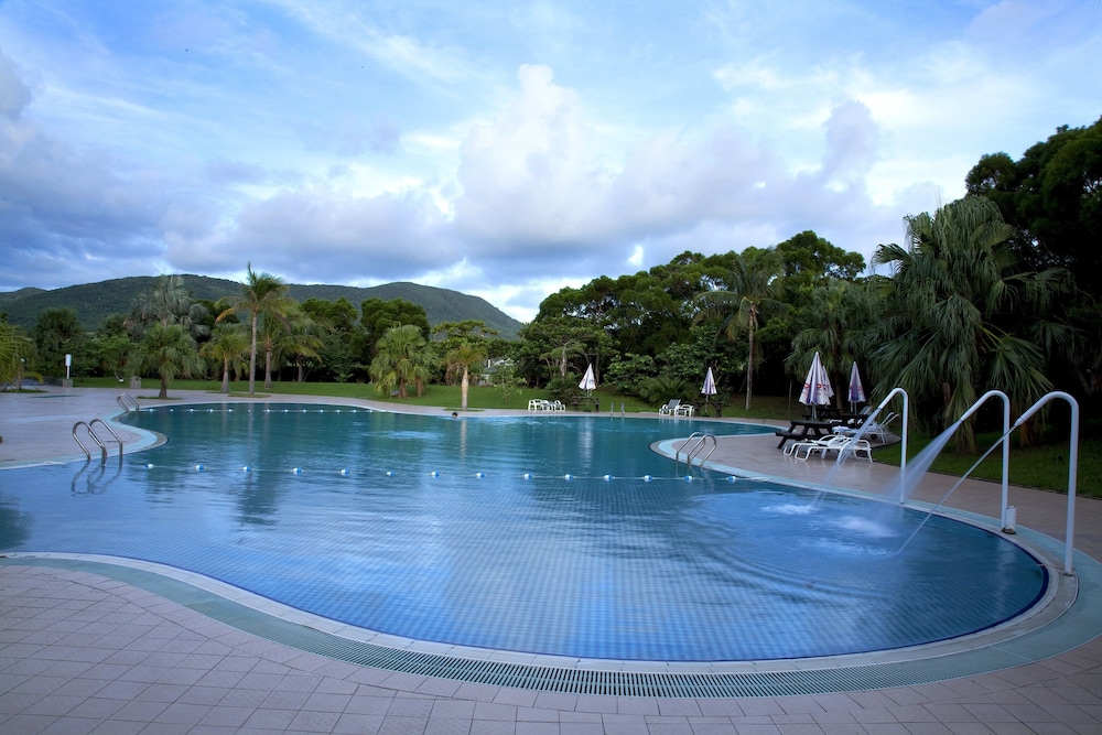 Kentington Resort 38/39