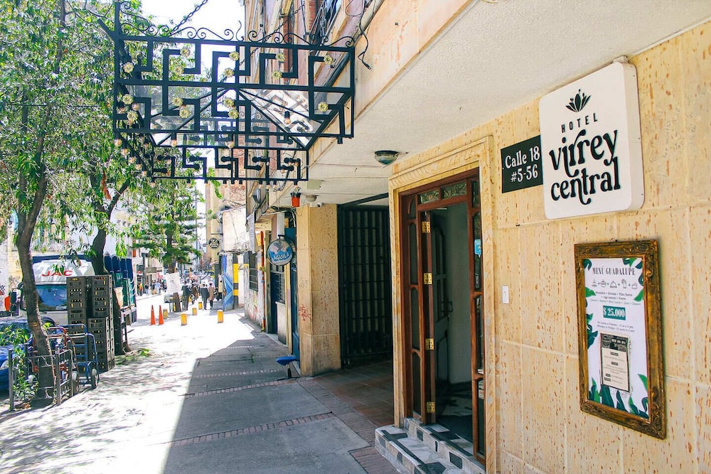 Ayenda 1066 Virrey Centro 5/59