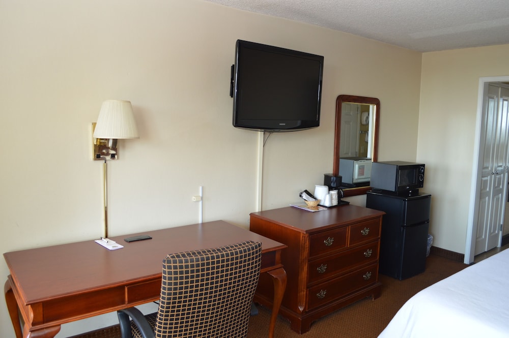 Ontario Airport Inn 42/60