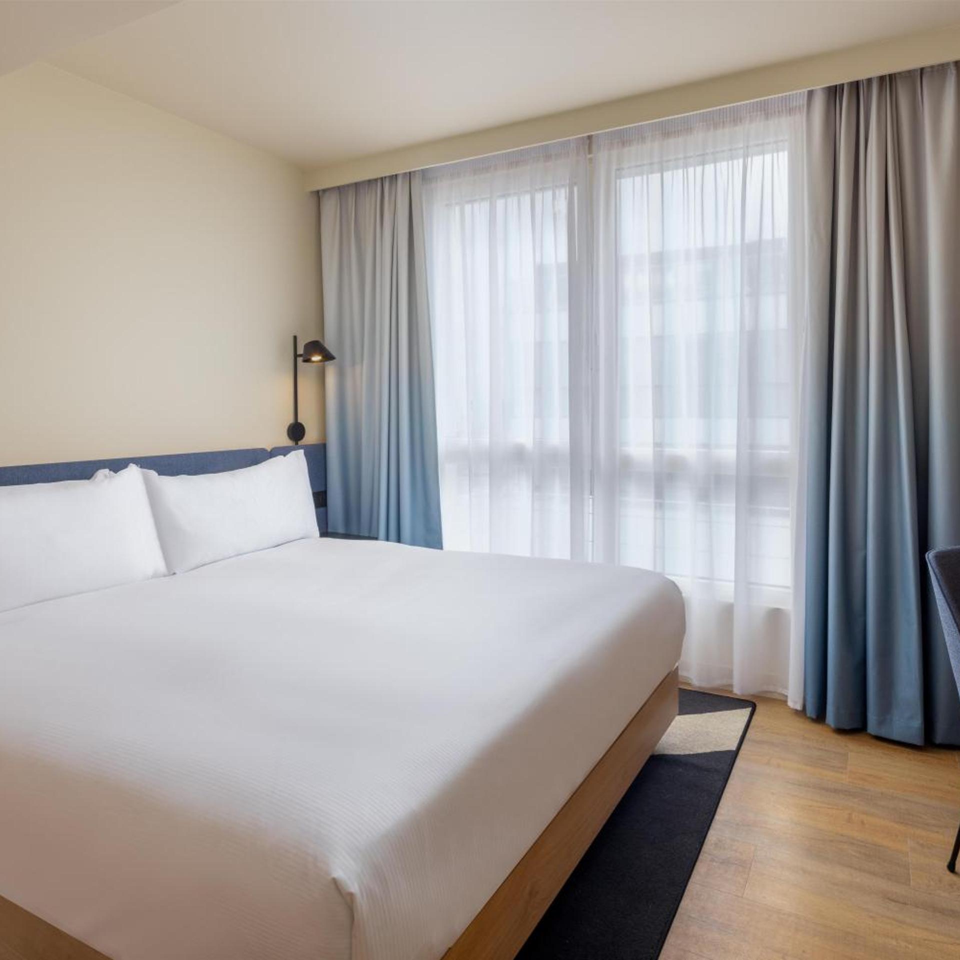 Hampton by Hilton Paris Saint Ouen 16/50
