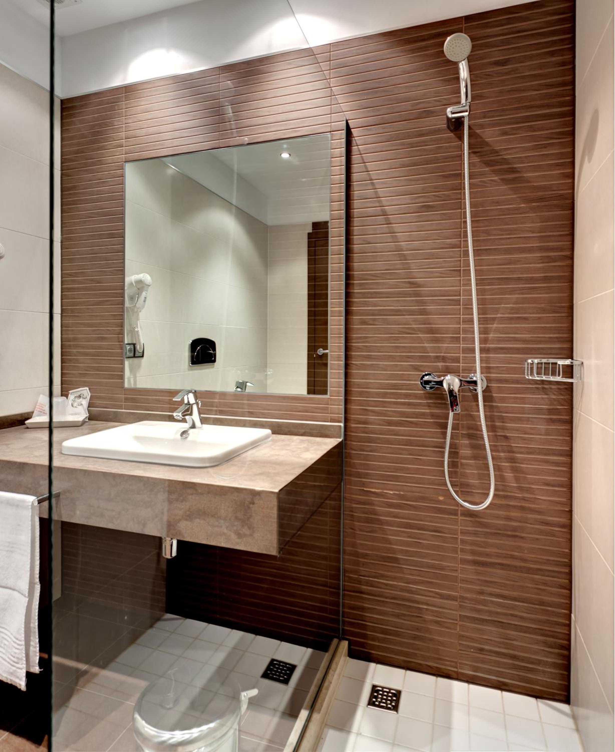 HOTEL LAS TERRAZAS AND SUITES 54/55