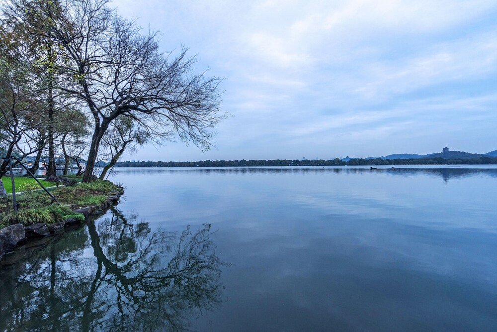 West Lake State Guest House 42/50