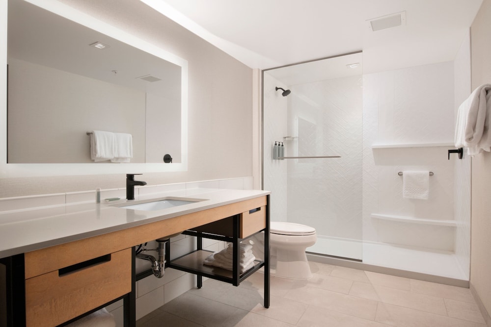 Residence Inn by Marriott St. Louis Clayton 33/33
