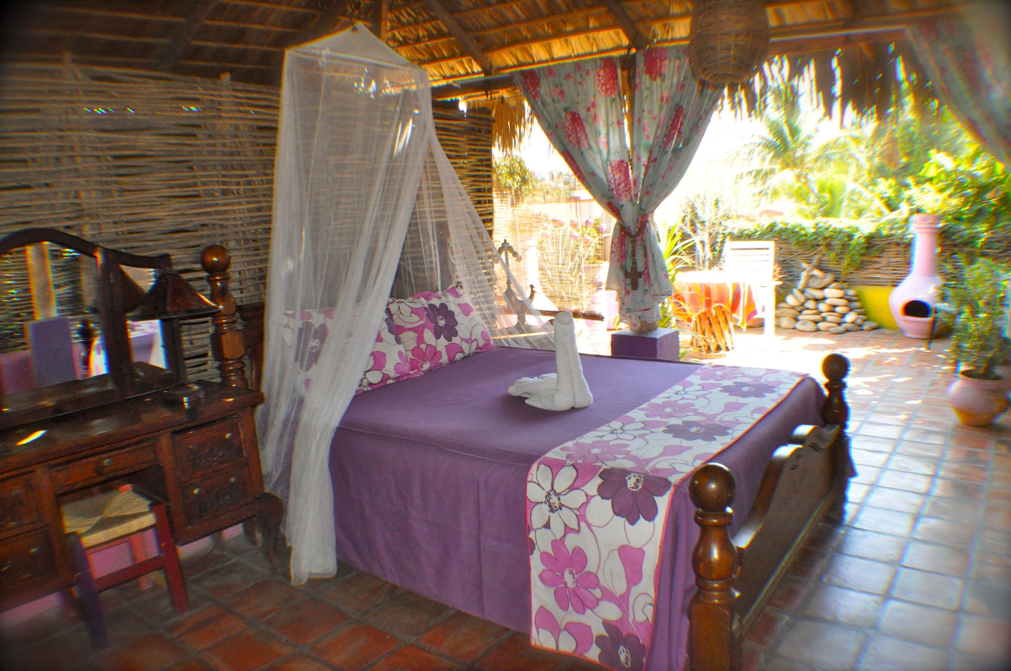 HONEYMOON