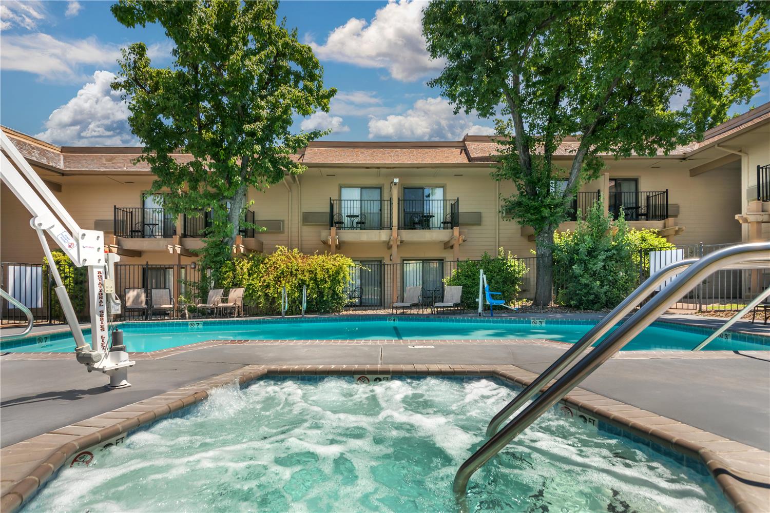 Best Western Plus Sonora Oaks Hotel & Conference Center 22/24