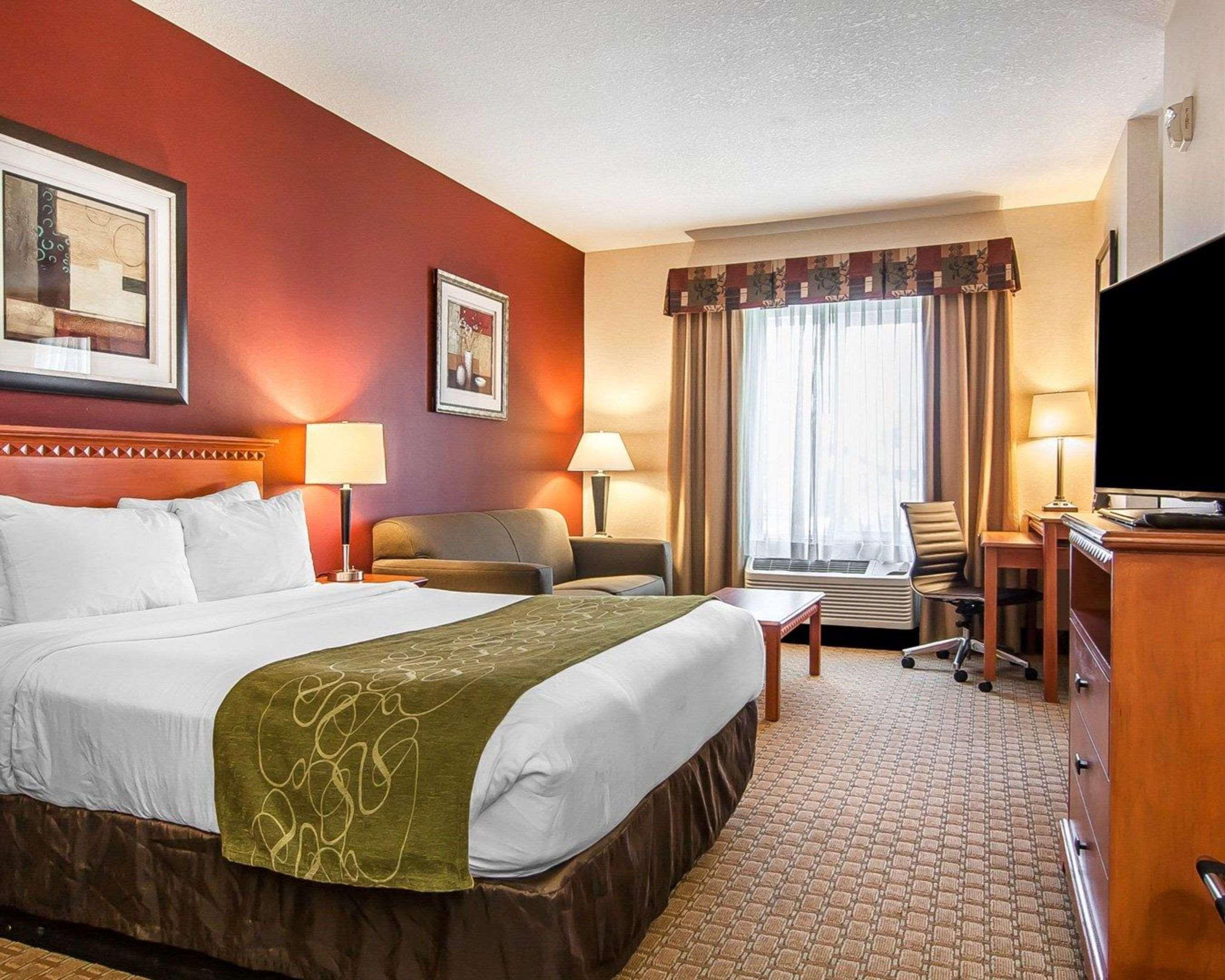Suite, 2 Queen Beds, Accessible, City Express by Marriott Redmond Airport 2/4