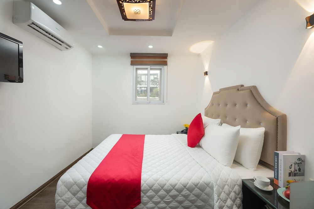 Golden Time Hostel 3 8/65