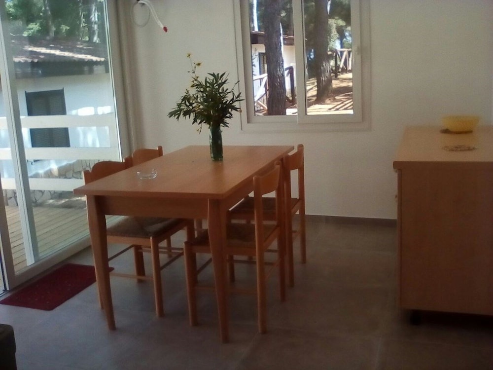VILLAGGIO PUNTA LUNGA 32/50