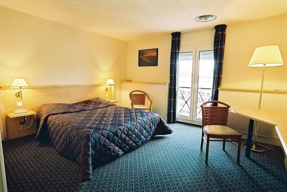 Hotel Le Bourbon 16/40