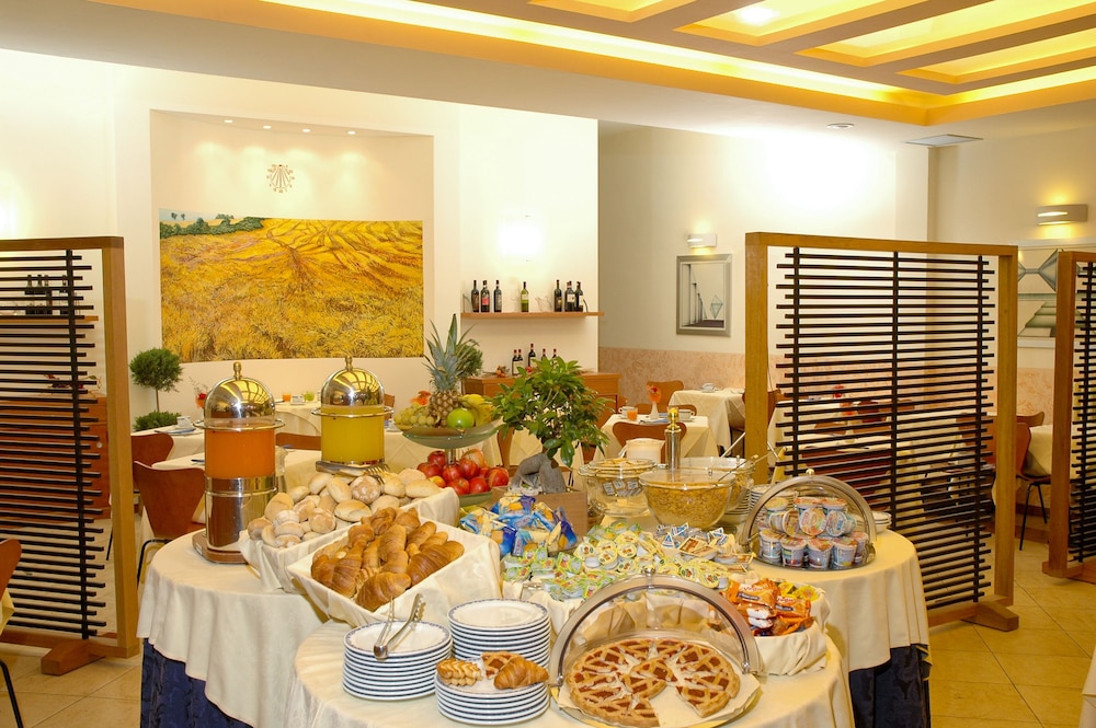 Meridiana Hotel 48/56