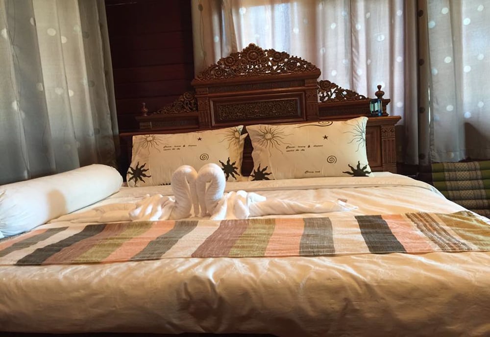 Ban Suan Tawan Chiang Dao 18/50