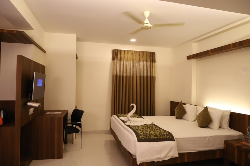 Kyriad By Citrus Vijayapura 17/44