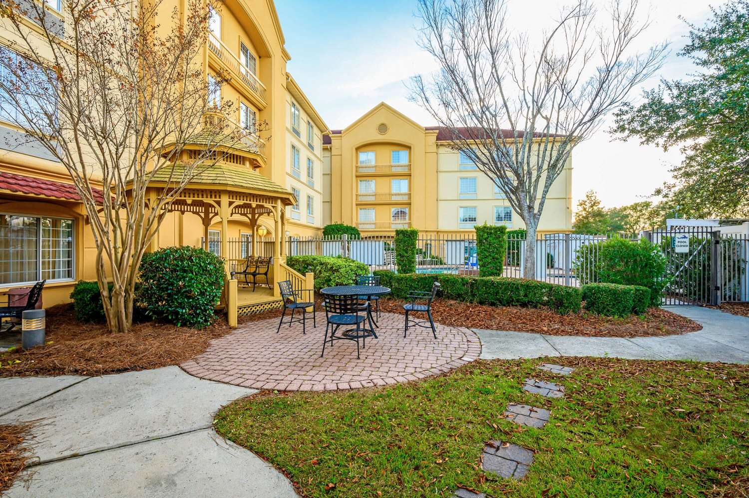 La Quinta Inn & Suites by Wyndham Myrtle Beach Broadway Area 49/54