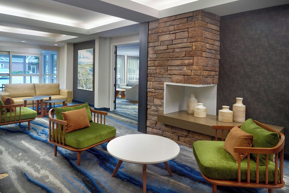 Fairfield Inn And Suites Frederick 34/50