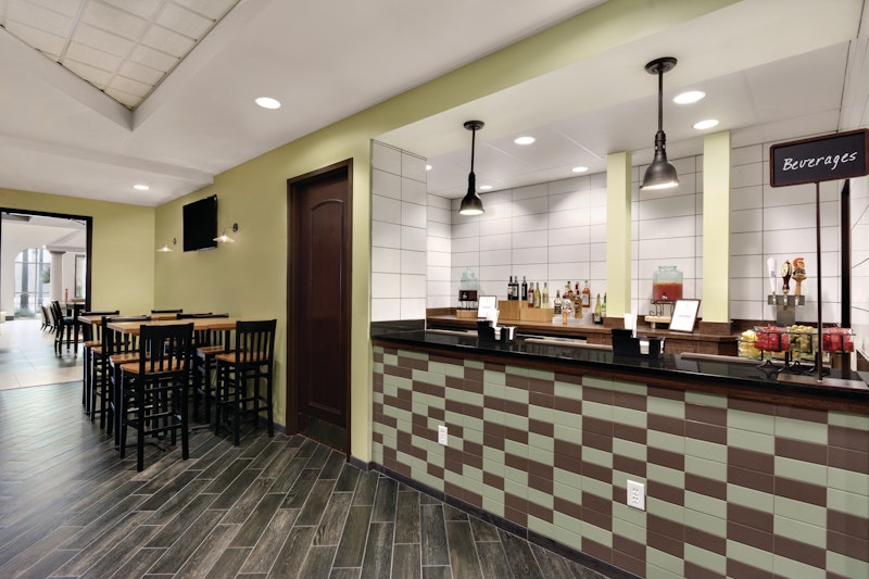 Embassy Suites by Hilton Tuscaloosa Alabama Downtown 11/79