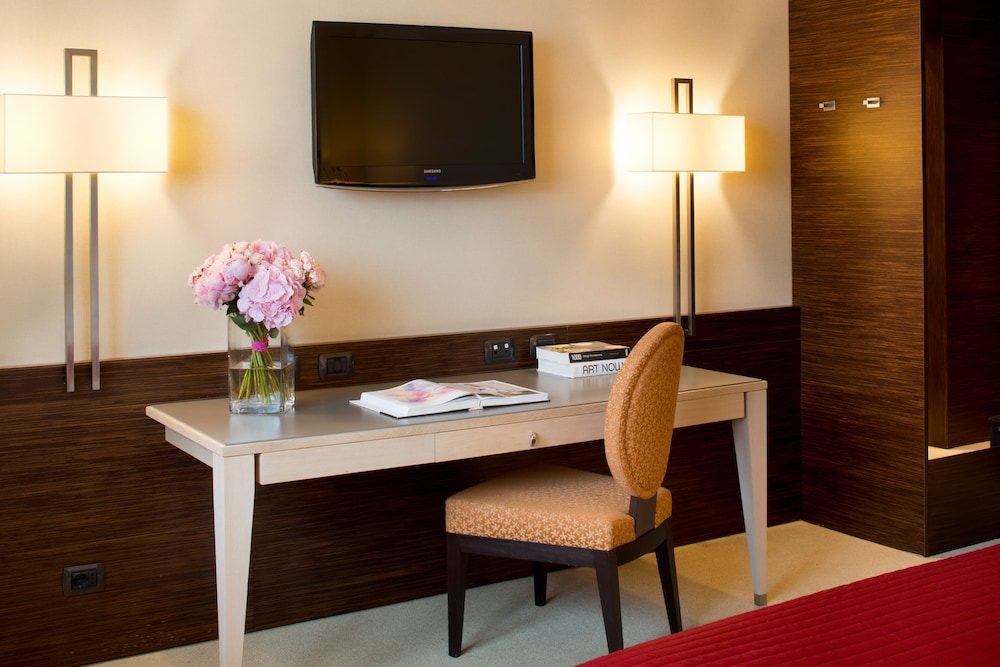 Starhotels Grand Milan 56/57