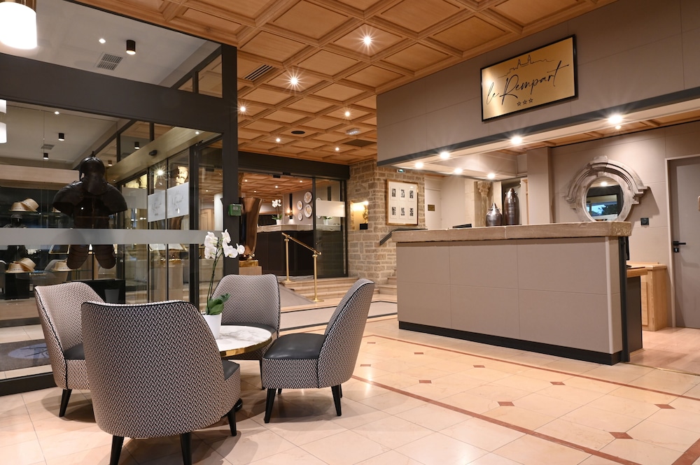 Le Rempart Hotel 25/30
