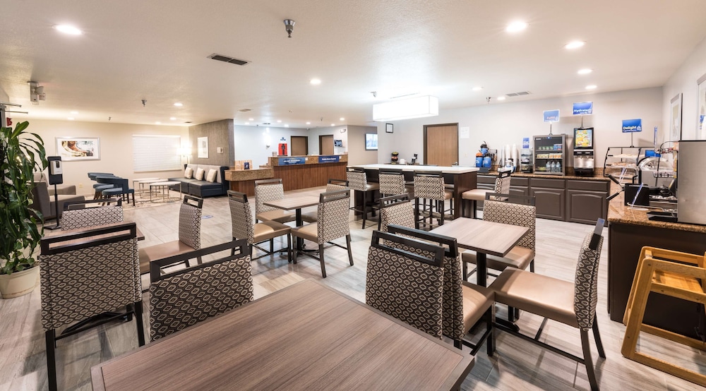 Best Western Abilene Inn Suites 26/34