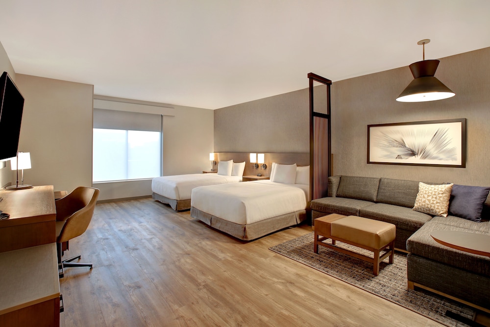 Room, 2 Queen Beds, Water Front, Sofa