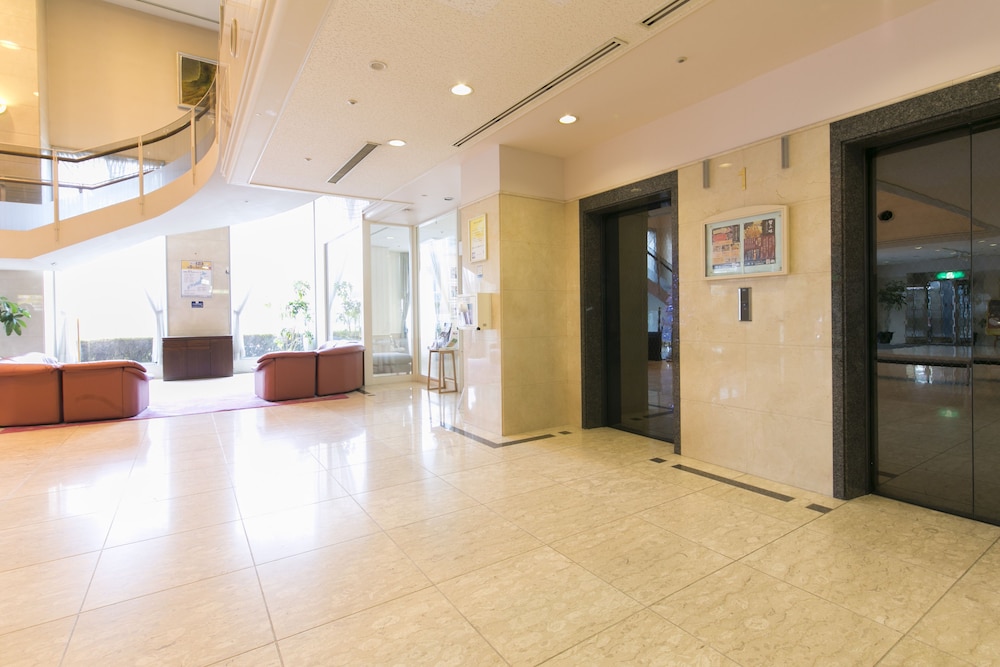 Lobby at Yonago Washington Hotel Plaza, YONAGO