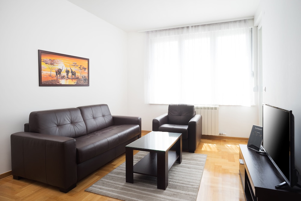 Feel Belgrade Aparthotel 47/70