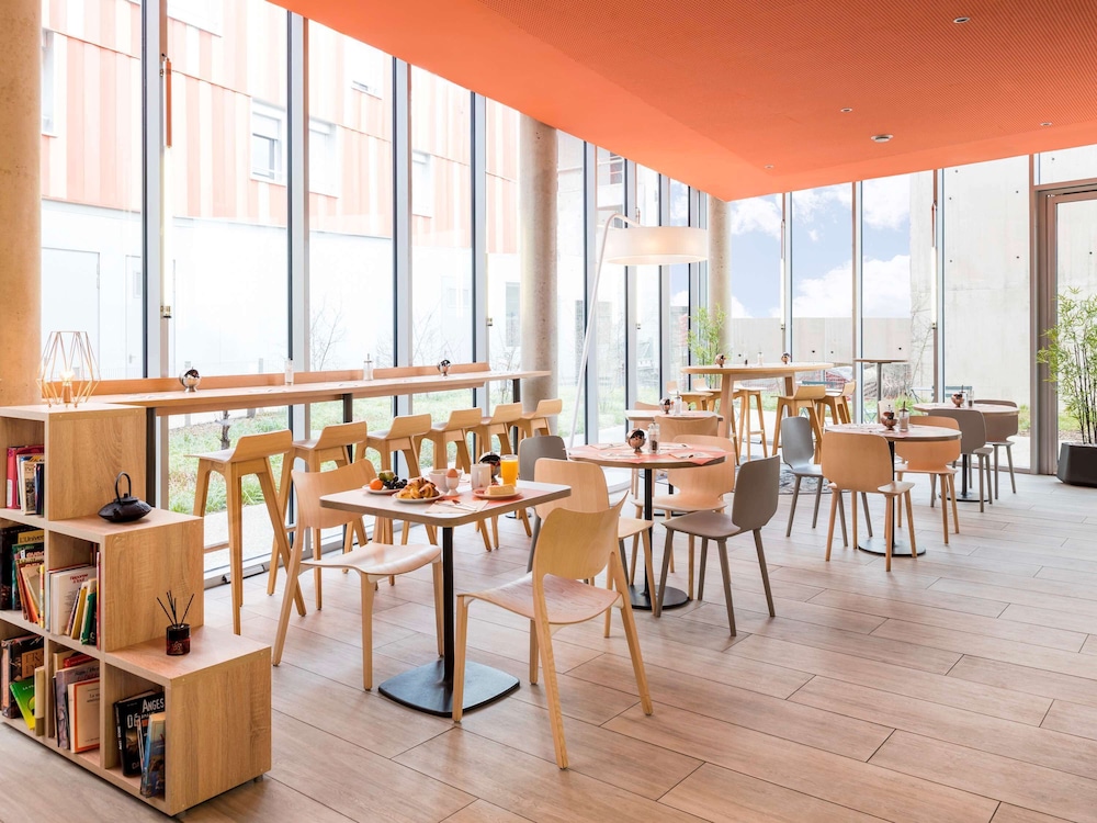Aparthotel Adagio Access Paris Massy Gare Tgv 58/69