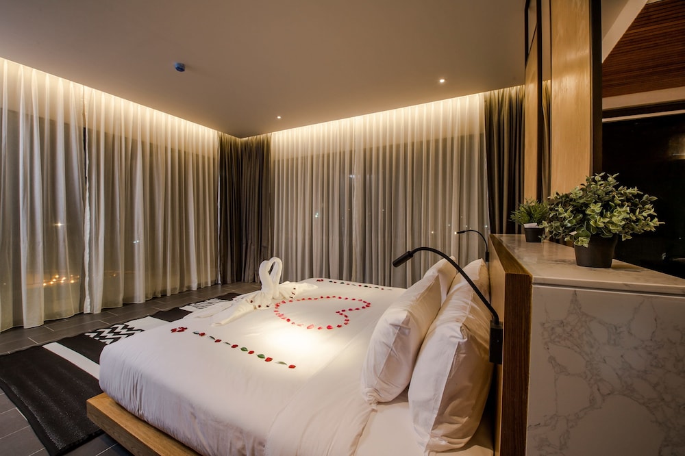 The Gallery Hotel Naiharn 14/50