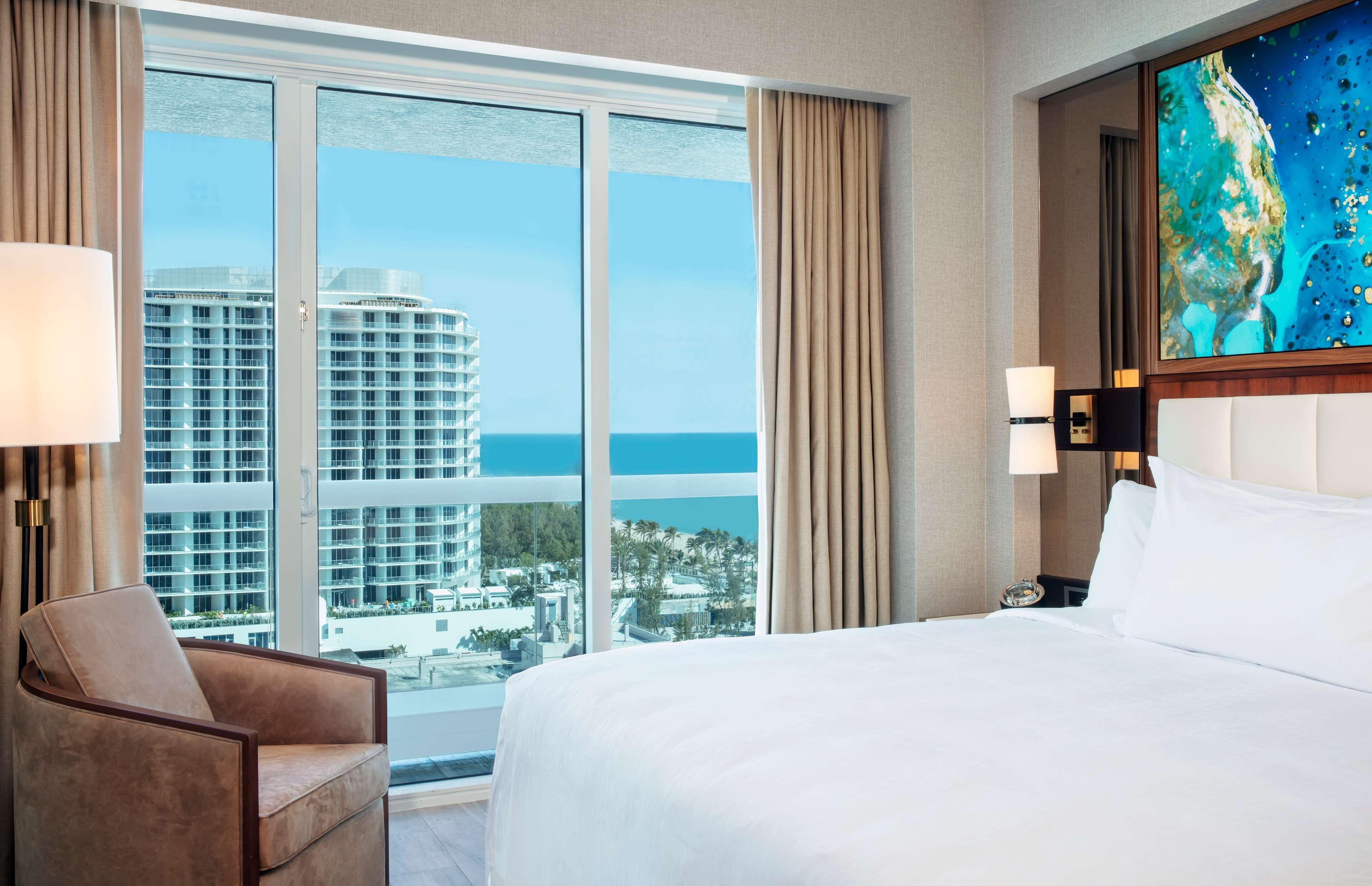 3 Bedrooms, Suite, Conrad Fort Lauderdale Beach 4/6