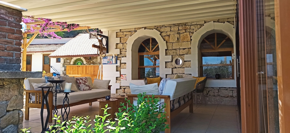 Swiss Eviniz Hotel 9/23