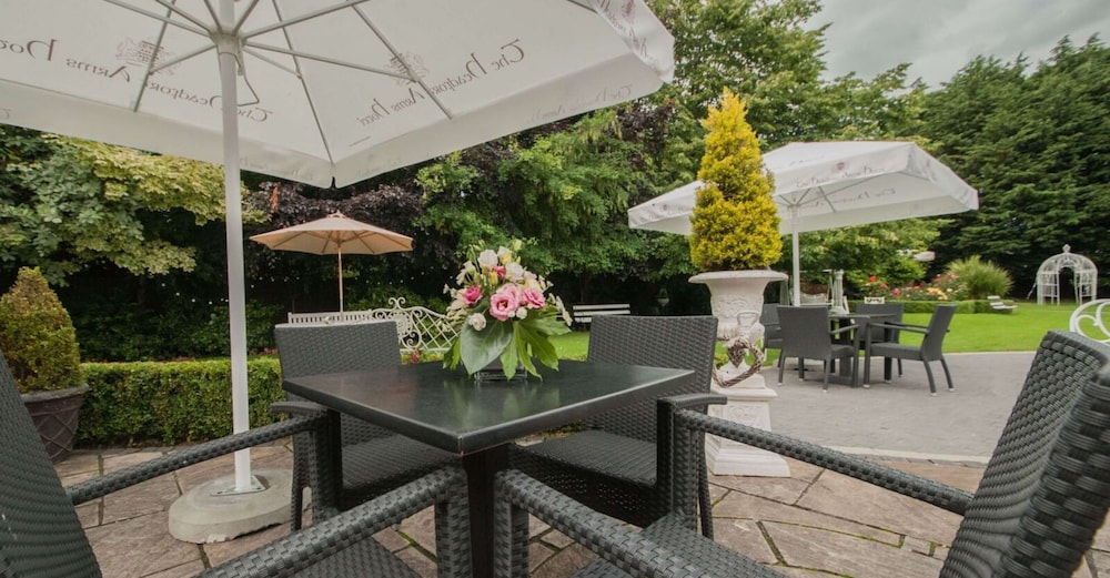 Headfort Arms Hotel 32/50