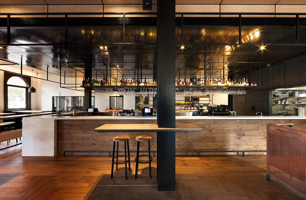 Coppersmith Hotel 33/47