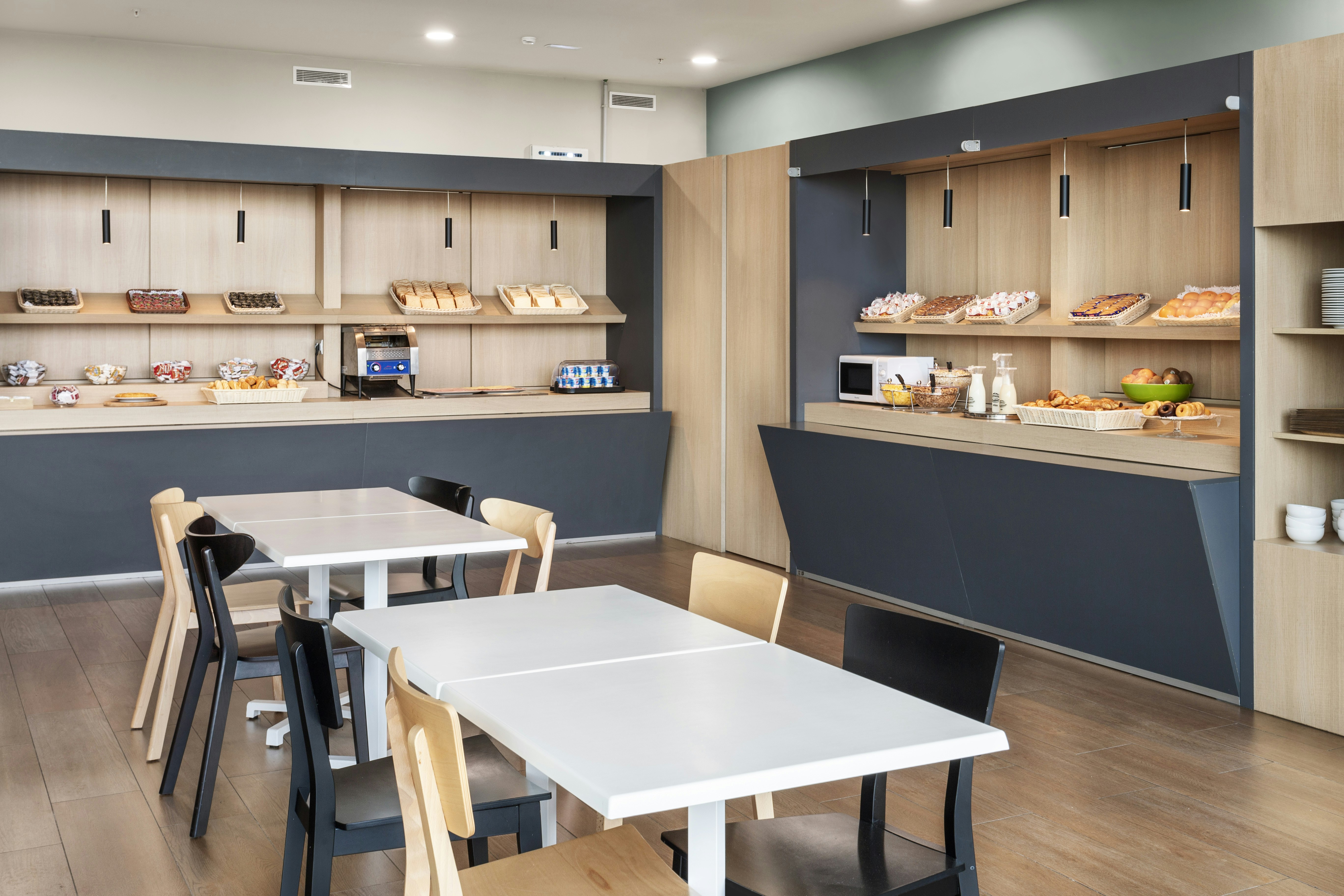 B&B HOTEL Barcelona Viladecans 16/18