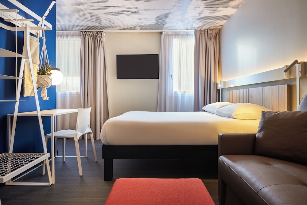 Ibis Clamart Paris Velizy 52/60