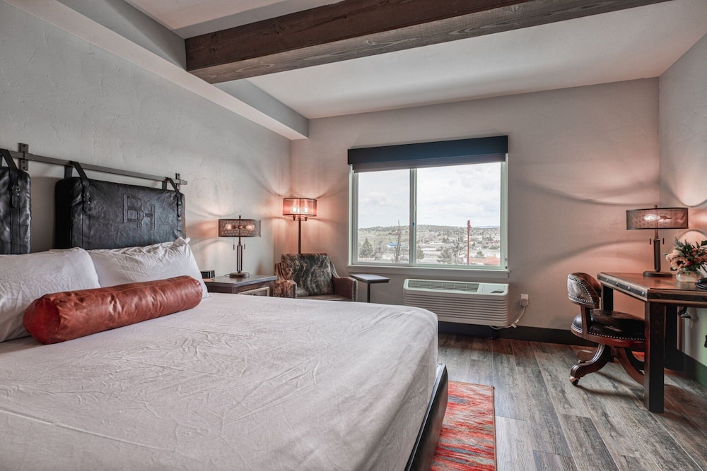 Elite, King Bed