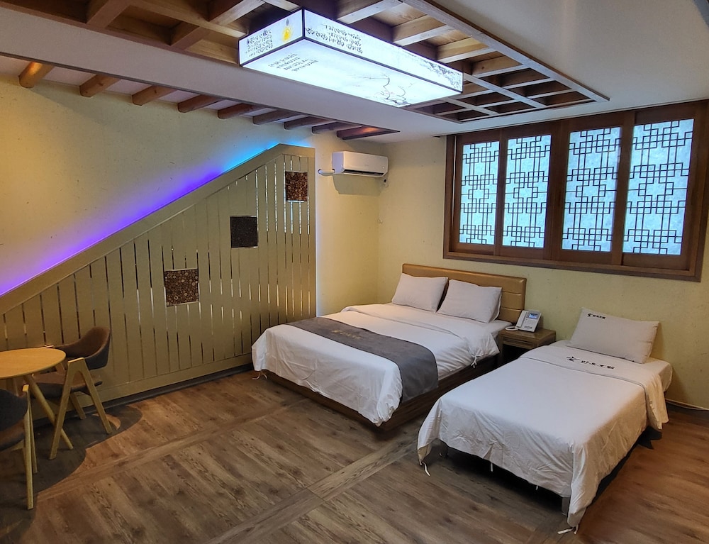 Jeonju Hanok Hotel Goong 9/15