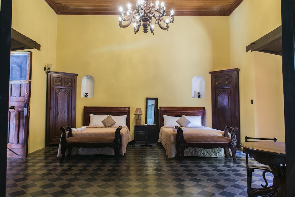 Casa del Consulado 35/56
