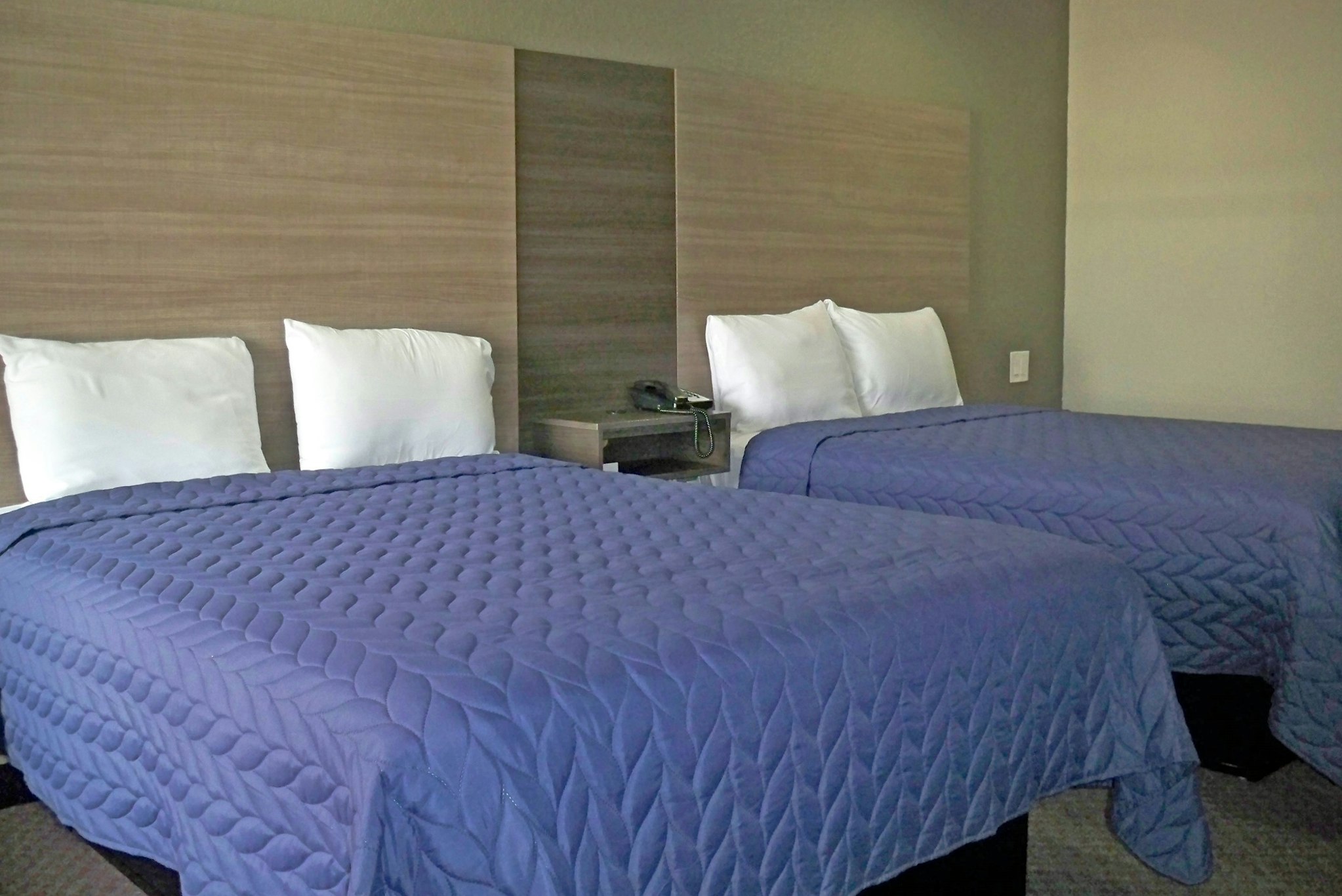 Scottish Inns And Suites 14/22